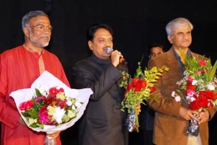 Narendra Jadhav, Vilasrao Deshmukh, Jabbar Patel